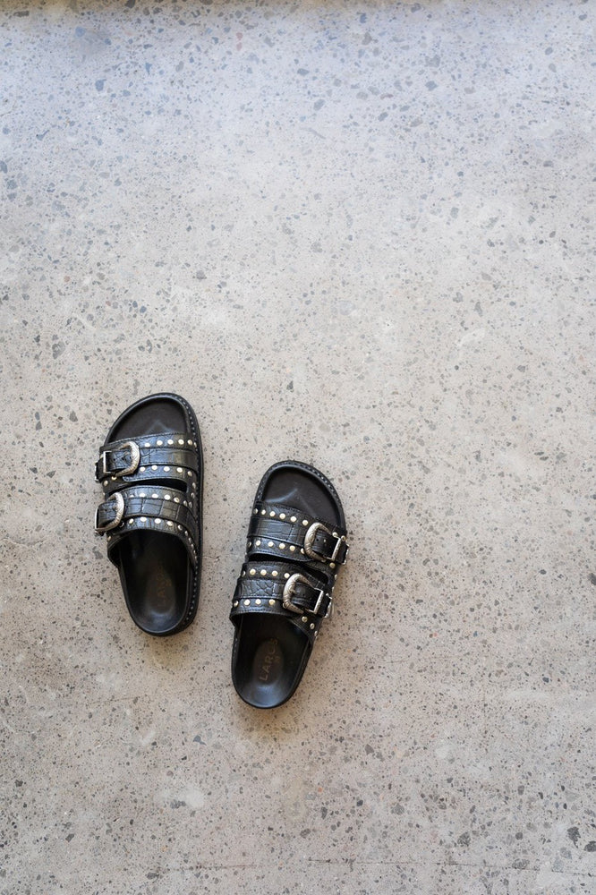 
                  
                    Load image into Gallery viewer, The Sumba Studs&amp;#39; Sandal - Black
                  
                