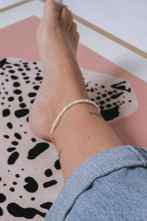 
                  
                    Load image into Gallery viewer, The Pearl Anklet
                  
                